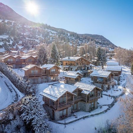 Mad Retreat Hotel Нендаз Екстериор снимка