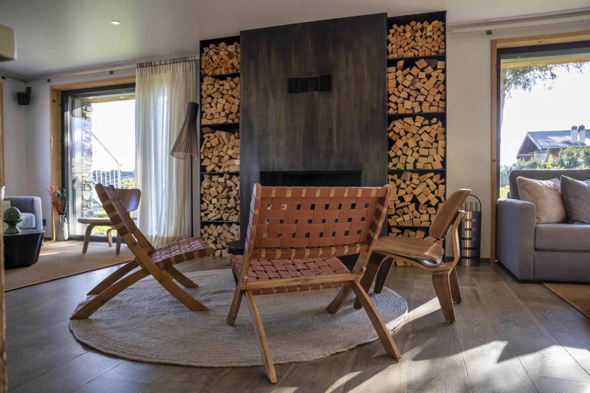 Mad Retreat Hotel Нендаз Екстериор снимка